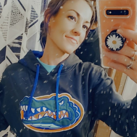 Meet your Posher, Rachel - Picture 16 of 16